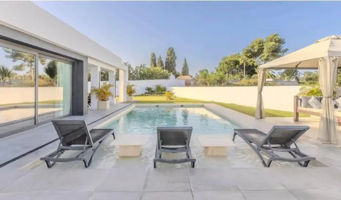 Brand New Modern Villa