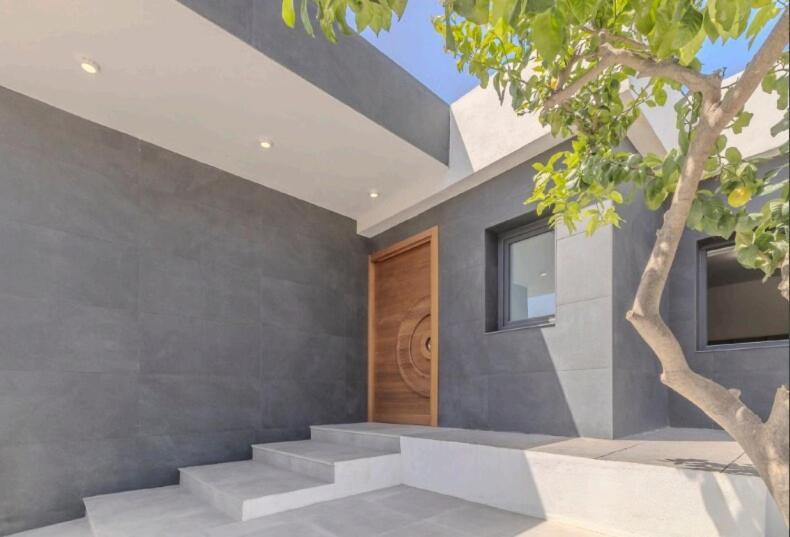 Villa Brand New Modern