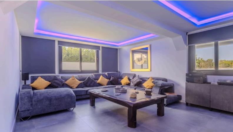 Villa Brand New Modern *