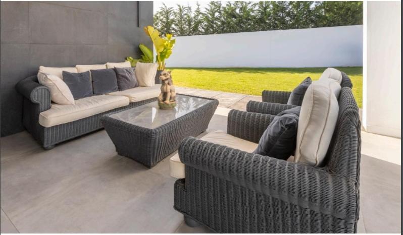 Villa Brand New Modern *