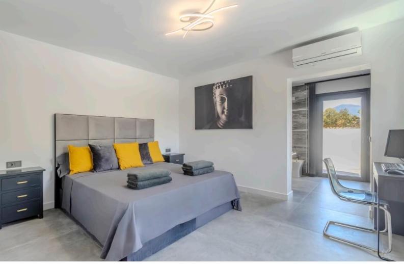 Brand New Modern Marbella